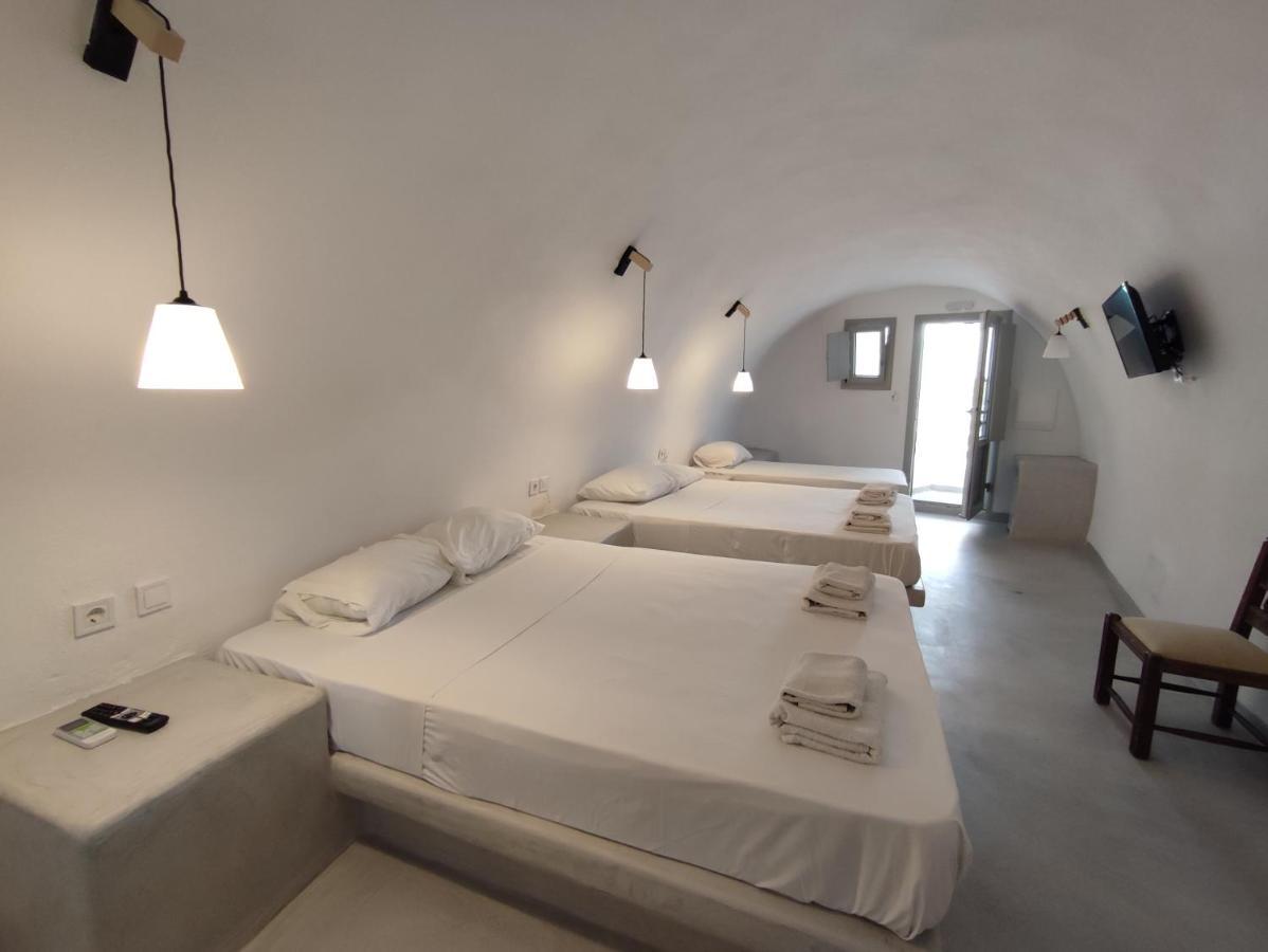 Thira Economy Rooms ฟิรา ภายนอก รูปภาพ